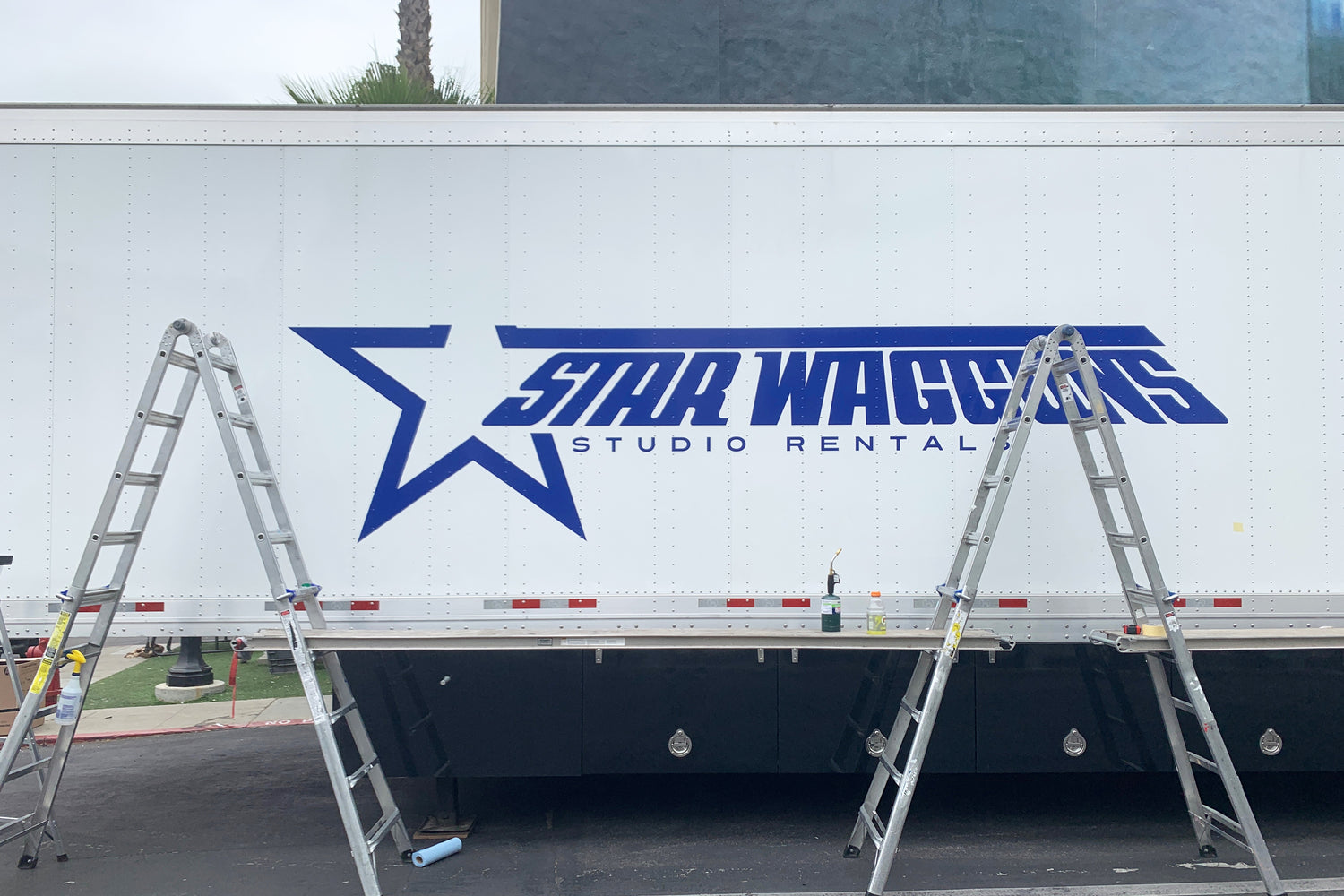 STAR WAGGONS